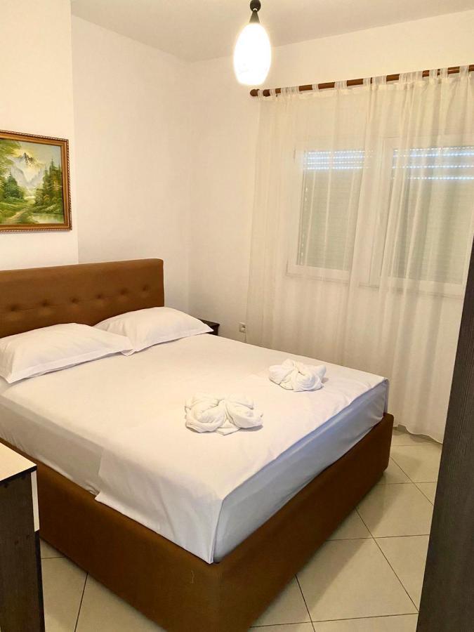 Star Apartments Durrës Buitenkant foto