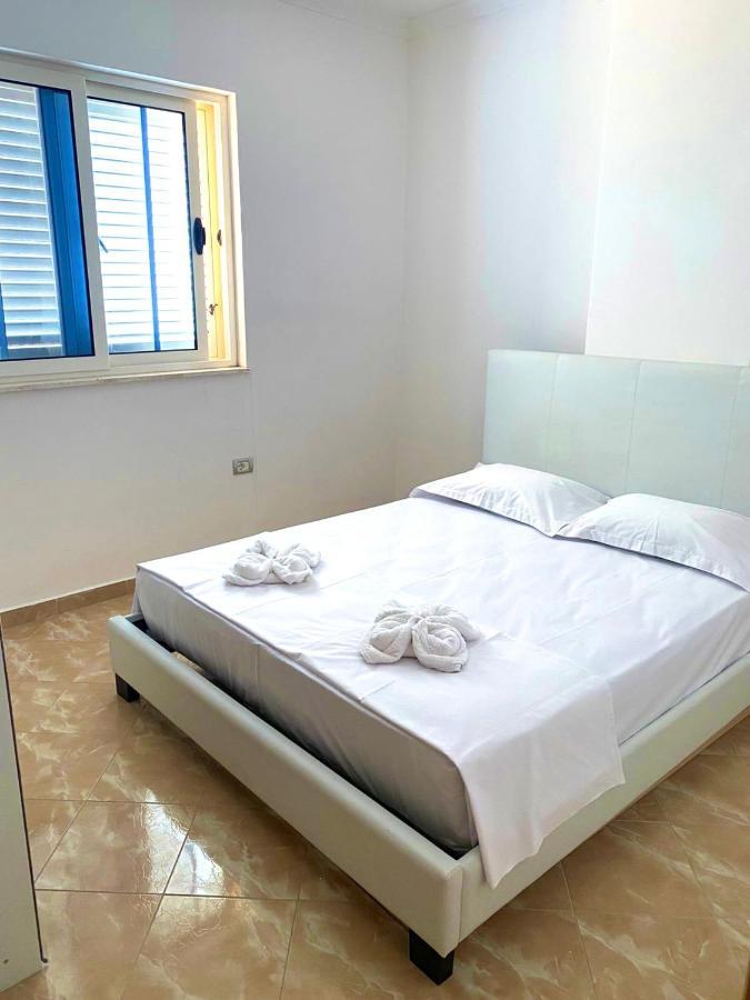 Star Apartments Durrës Buitenkant foto