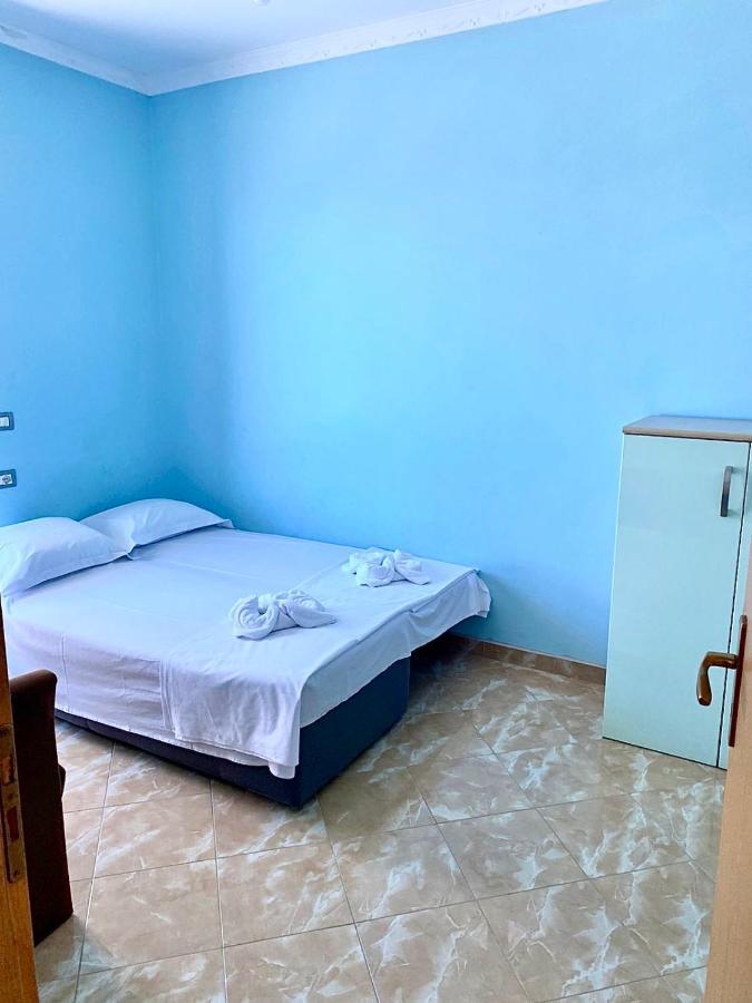 Star Apartments Durrës Buitenkant foto
