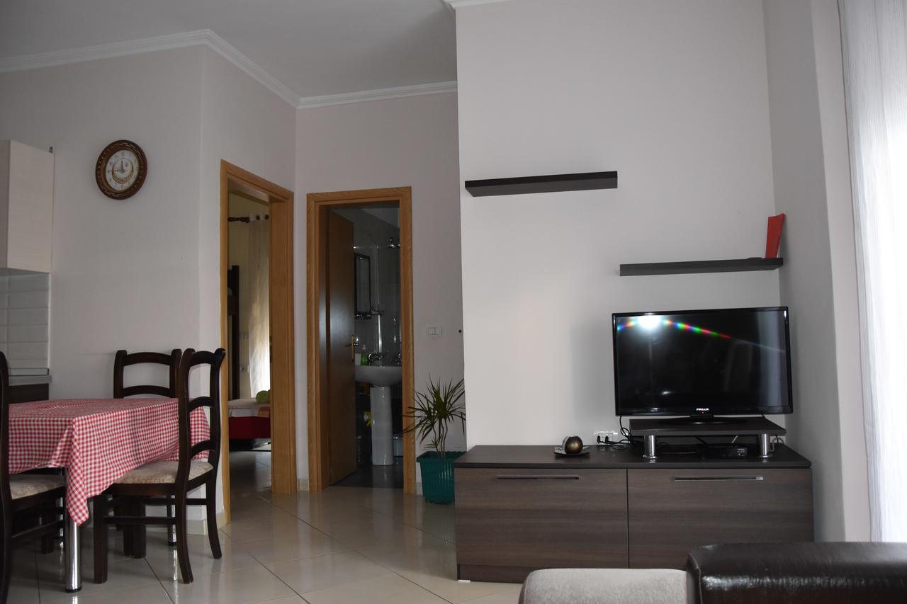 Star Apartments Durrës Buitenkant foto